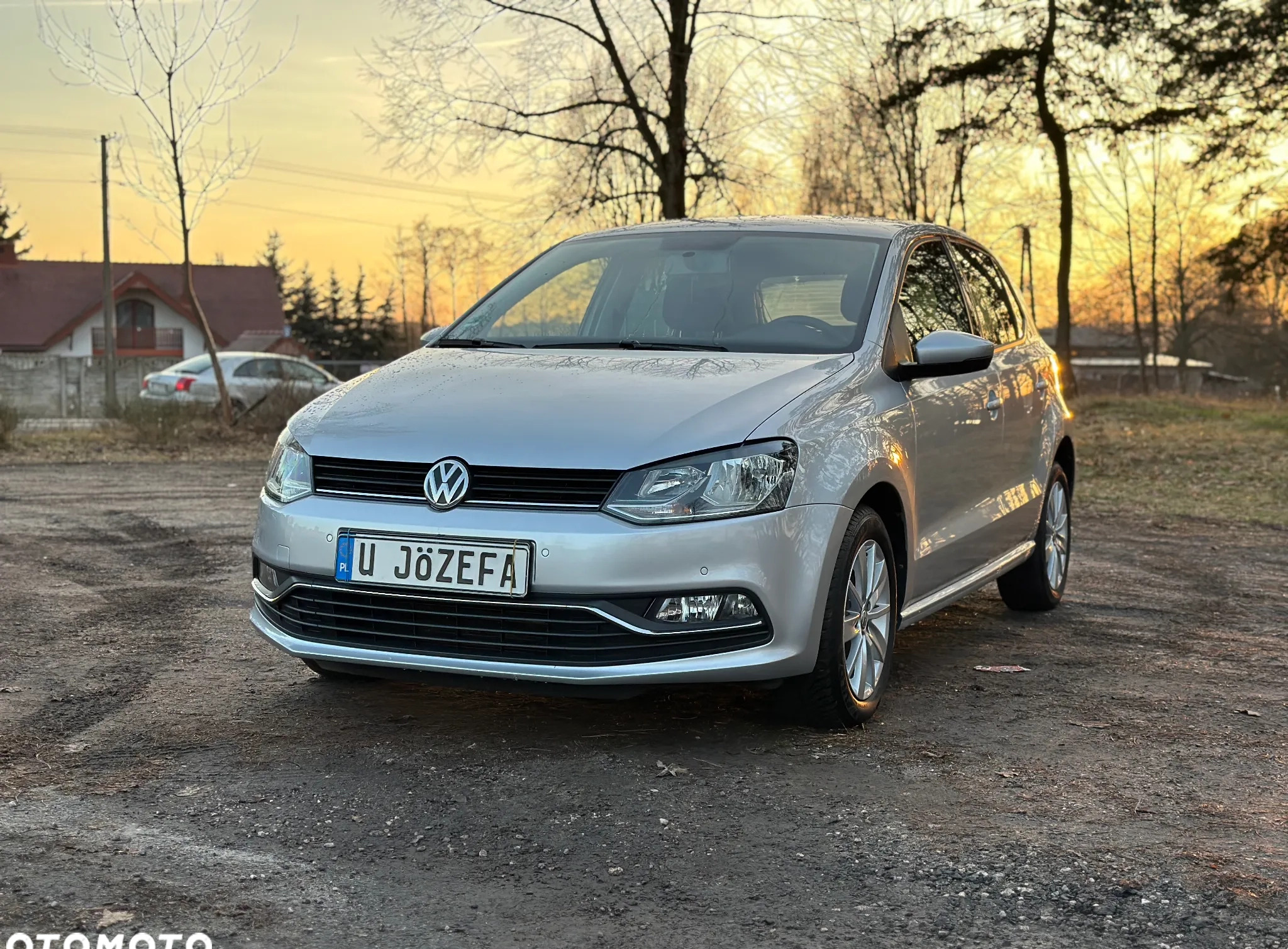 Volkswagen Polo cena 38900 przebieg: 140000, rok produkcji 2017 z Karlino małe 436